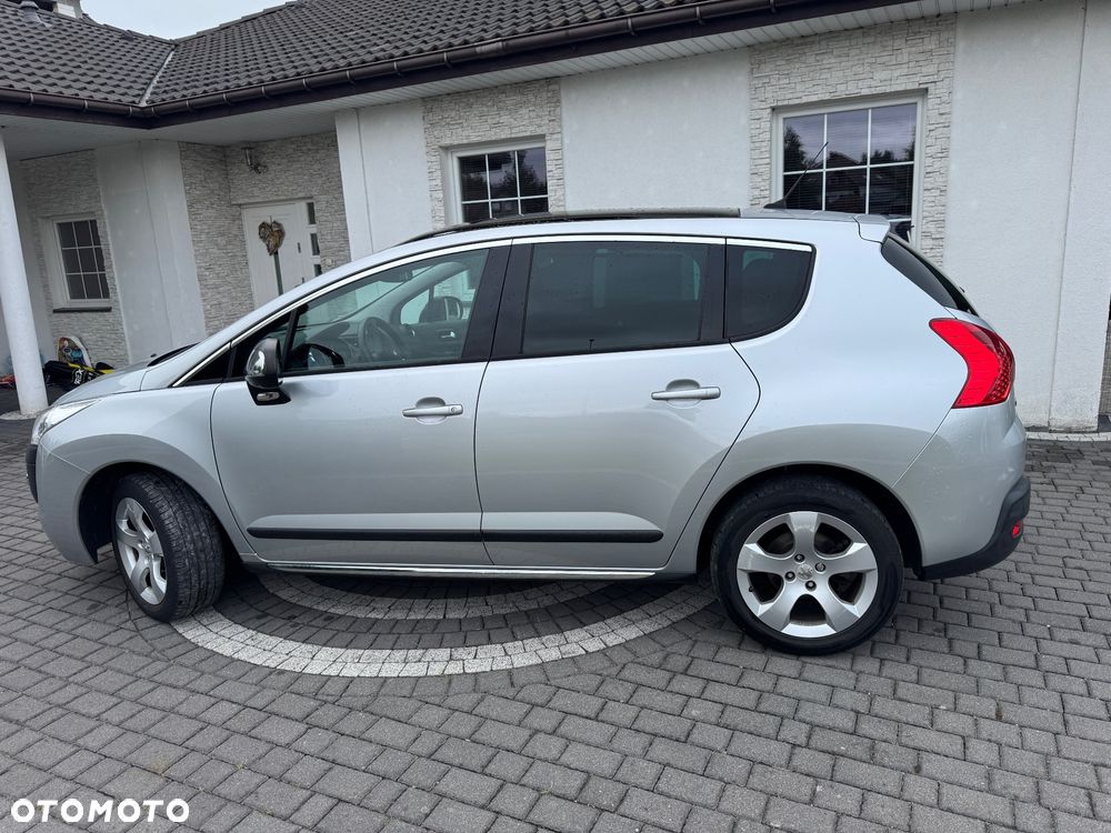 Peugeot 3008 1.6 Premium - 11
