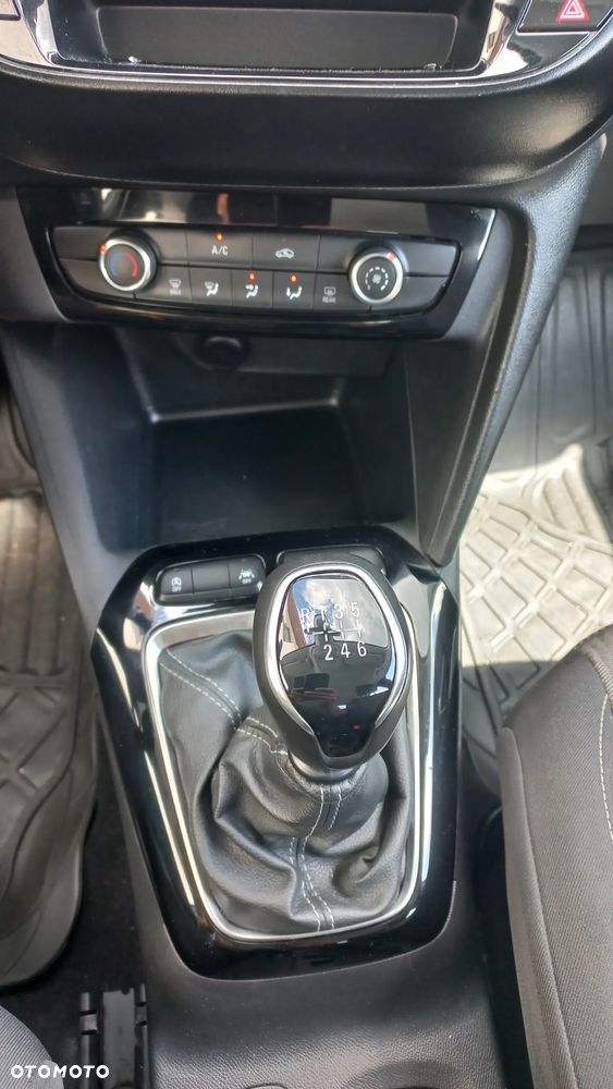 Opel Corsa 1.2 Direct Injection Turbo - 19