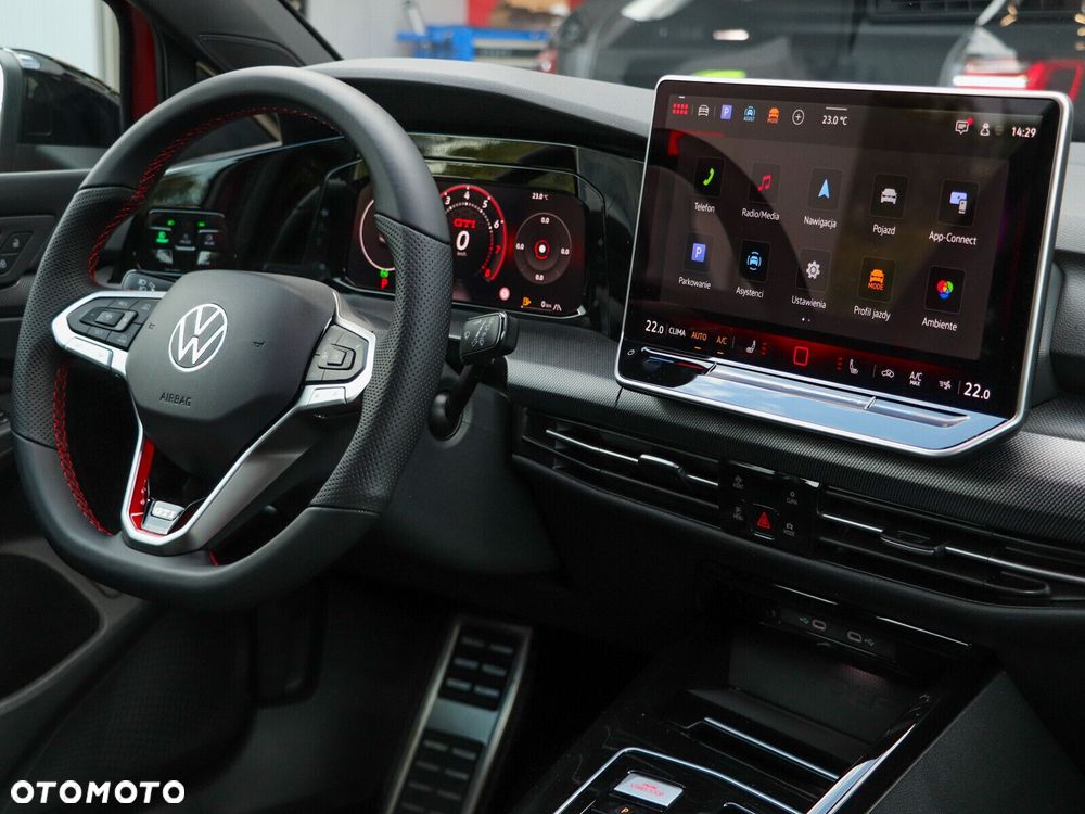 Volkswagen Golf - 18