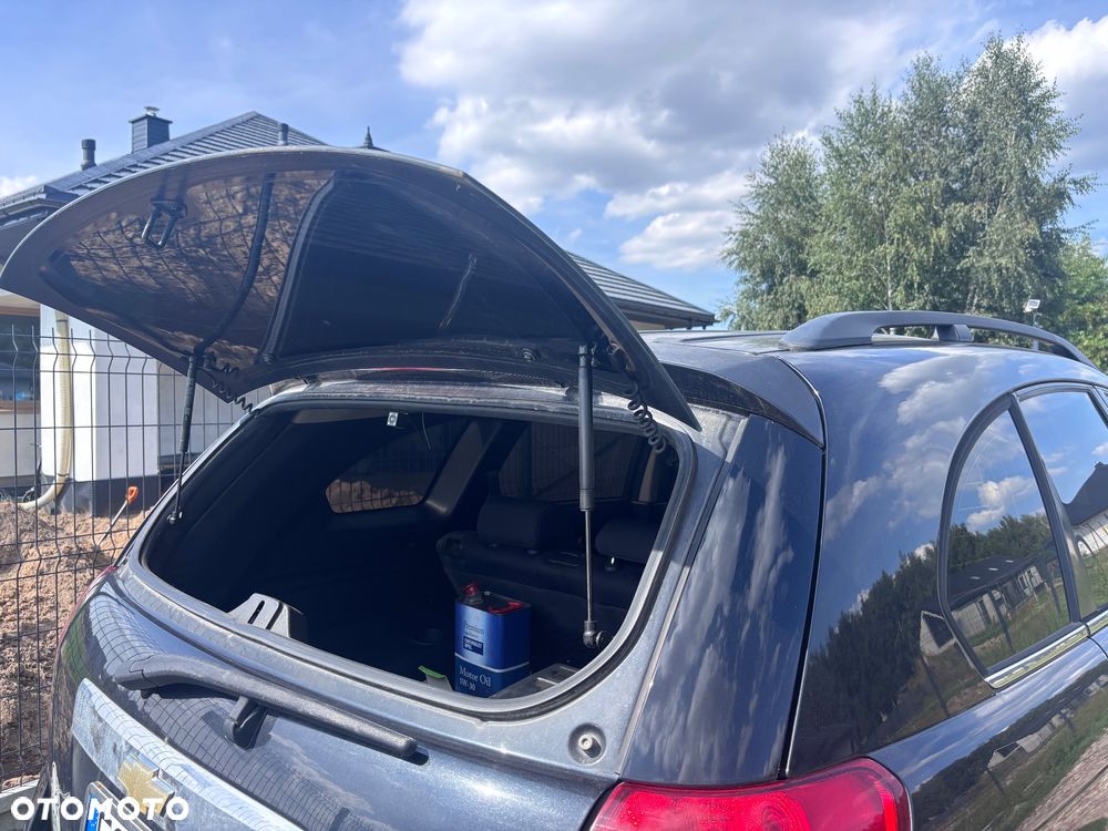 Chevrolet Captiva 2.4 LS 5os - 12