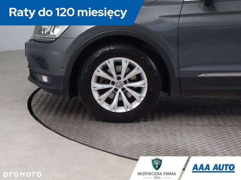 Volkswagen Tiguan - 15