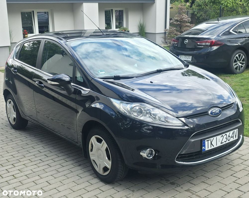 Ford Fiesta - 2