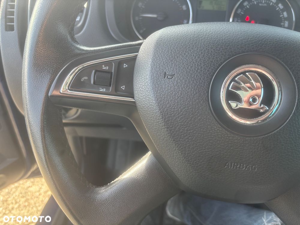 Skoda Fabia 1.2 TSI Fresh - 4