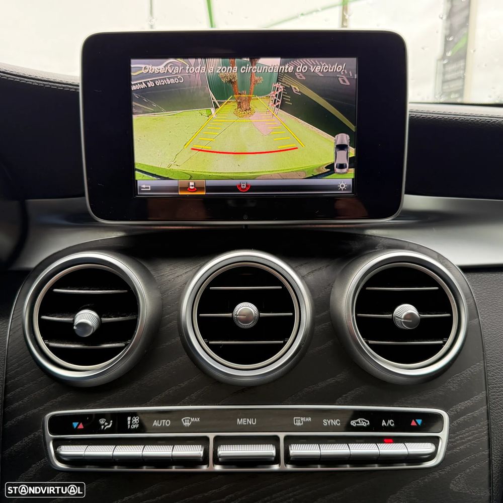 Mercedes-Benz GLC 220 d 4Matic 9G-TRONIC AMG Line - 37