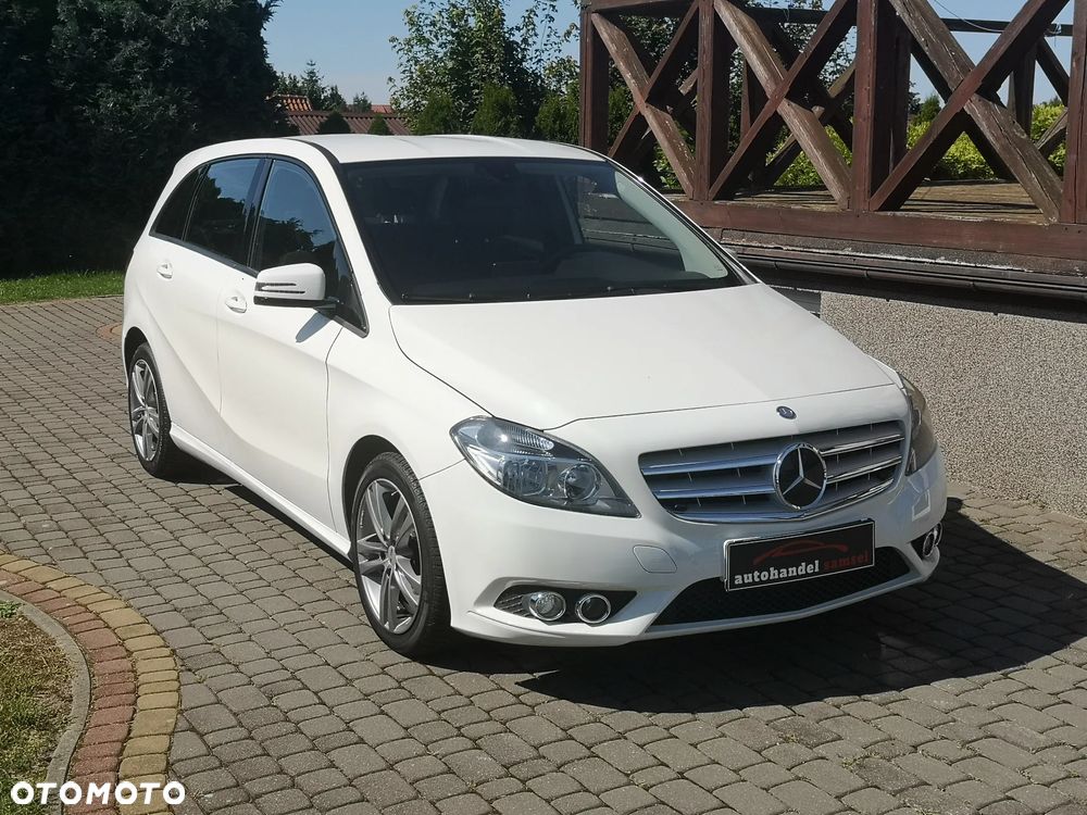 Mercedes-Benz Klasa B 180 Edition - 3