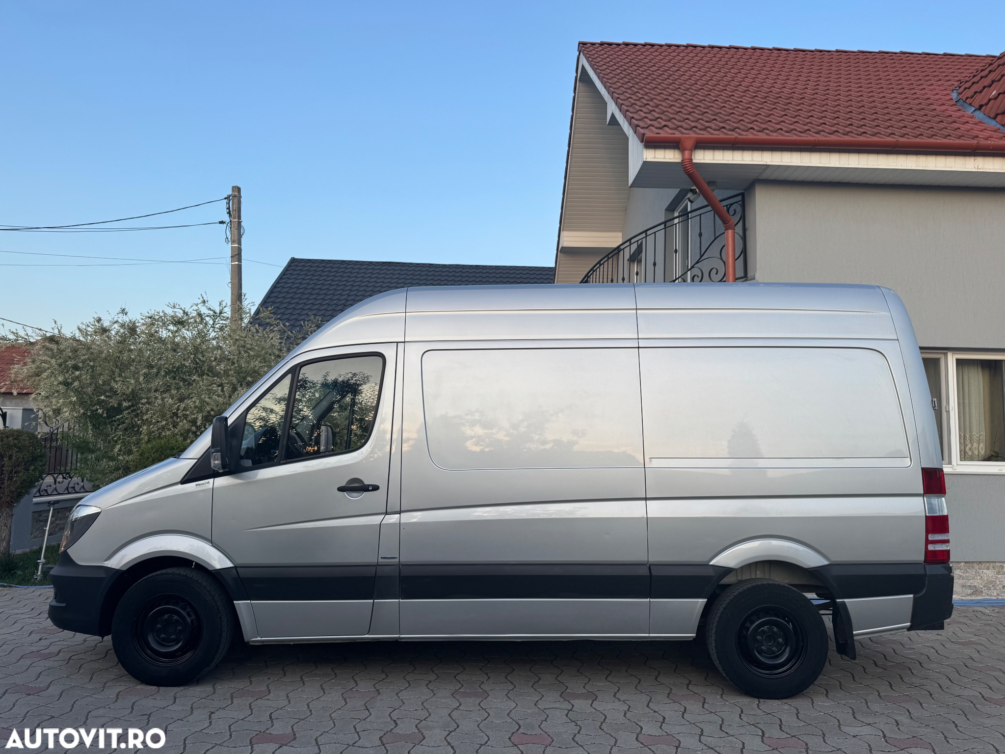 Mercedes-Benz Sprinter - 4