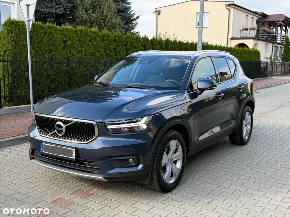 Volvo XC 40 T3 Momentum Pro - 4