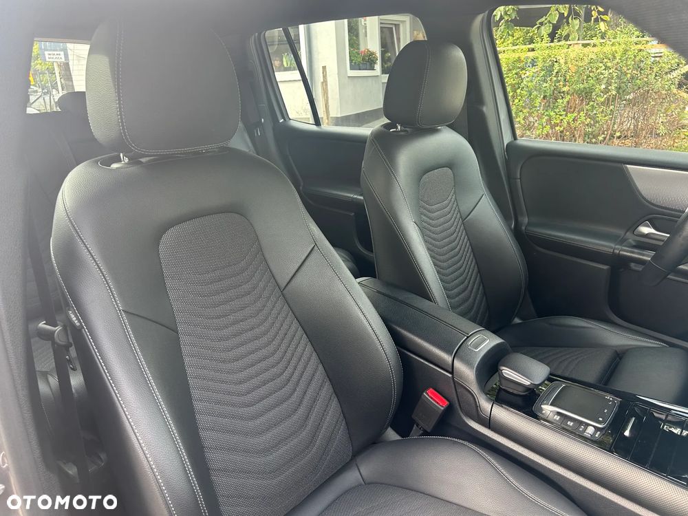 Mercedes-Benz GLB 200 Style 7G-DCT - 12