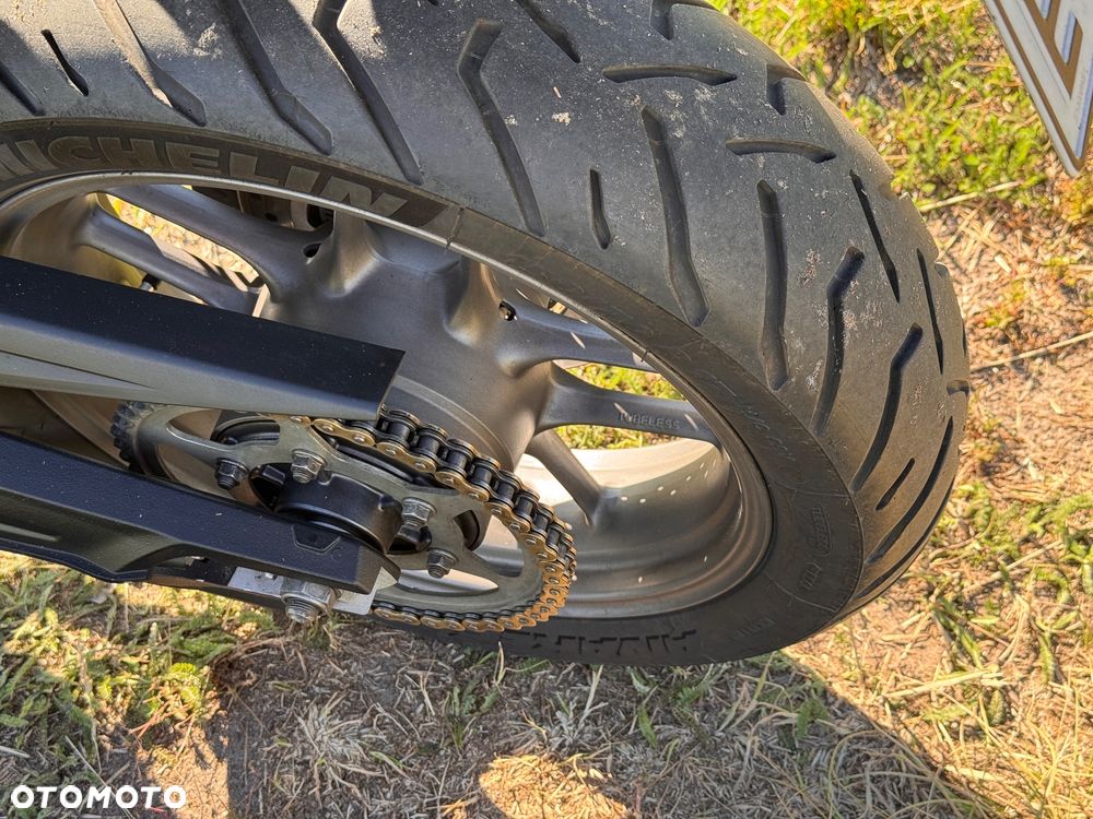 Triumph Tiger - 9