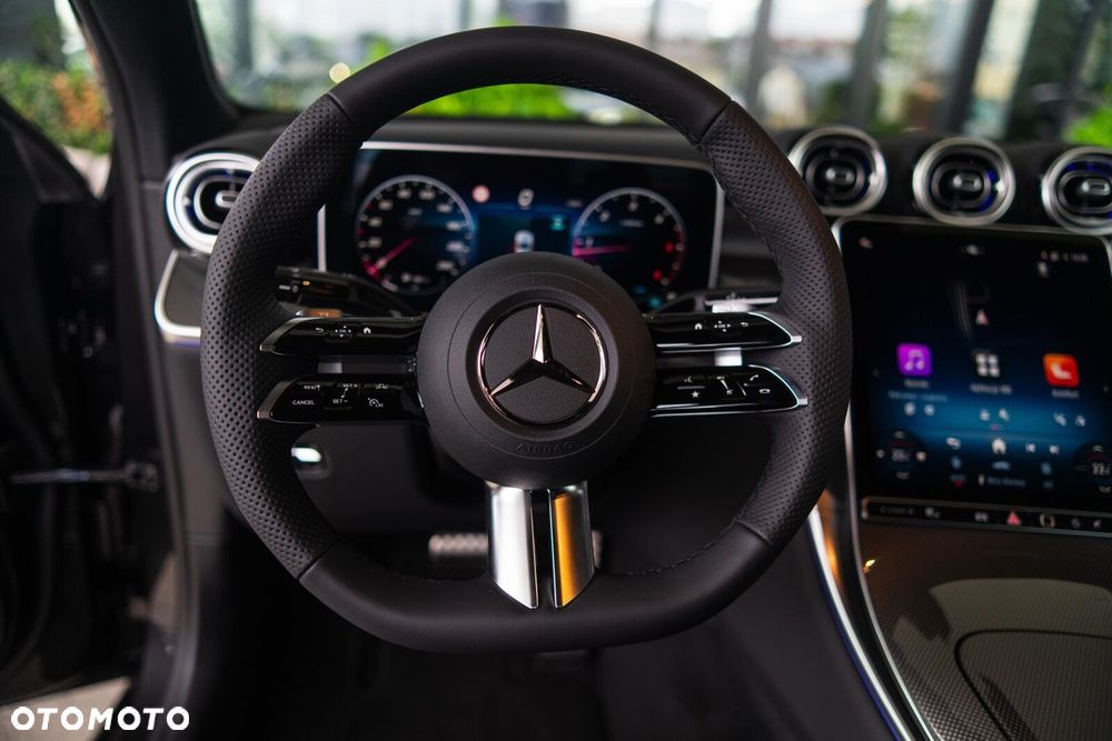 Mercedes-Benz GLC - 7