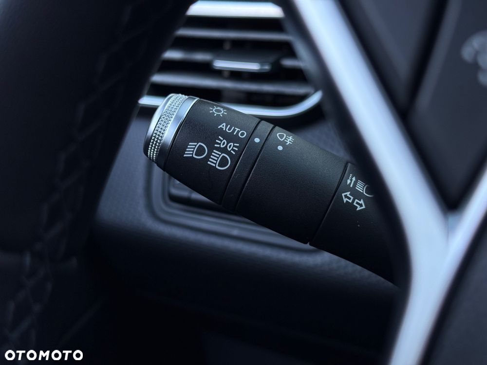 Renault Clio 1.0 TCe Zen - 25