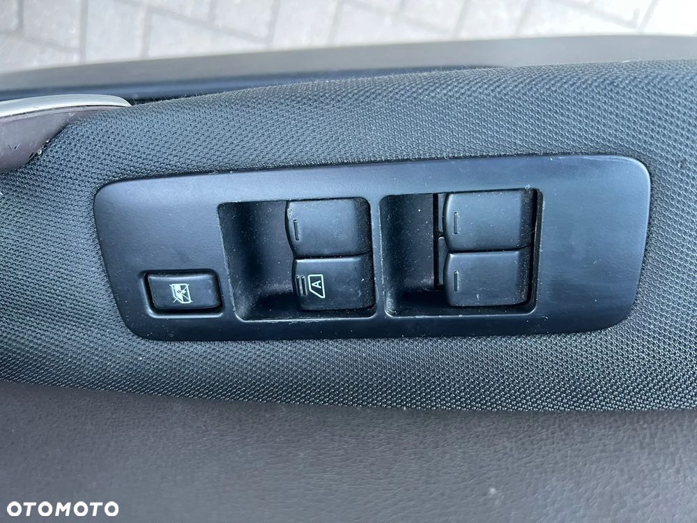 Nissan Qashqai 1.6 acenta - 9