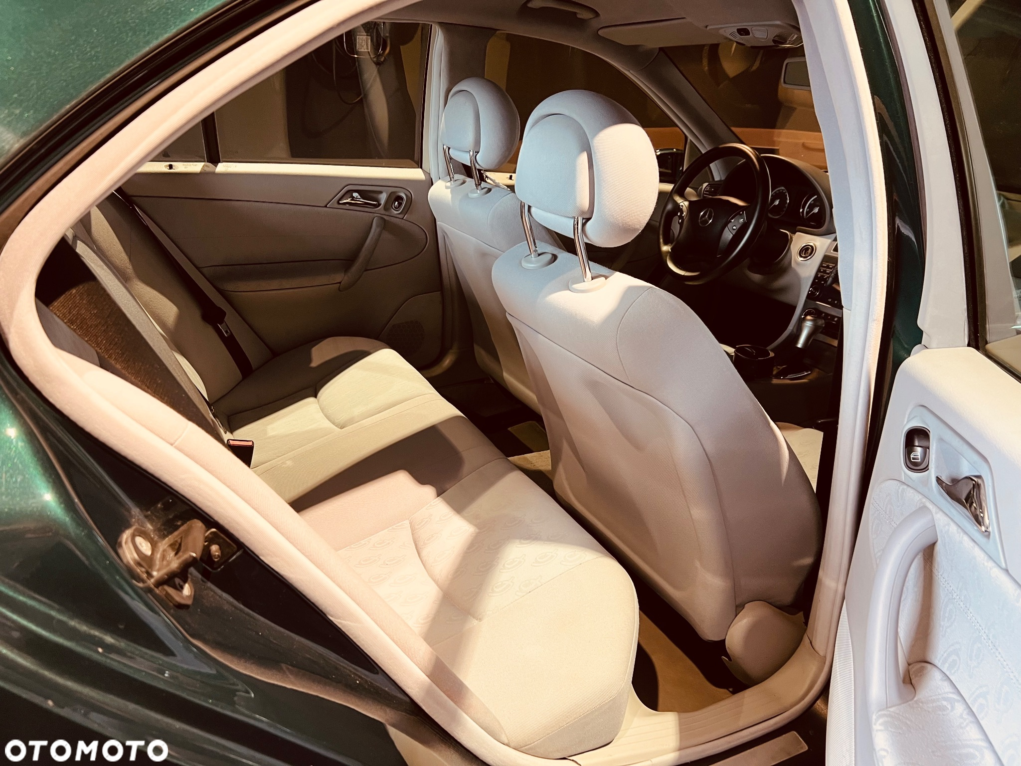 Mercedes-Benz Klasa C 180 Kompressor Automatik Classic Sport Edition - 8