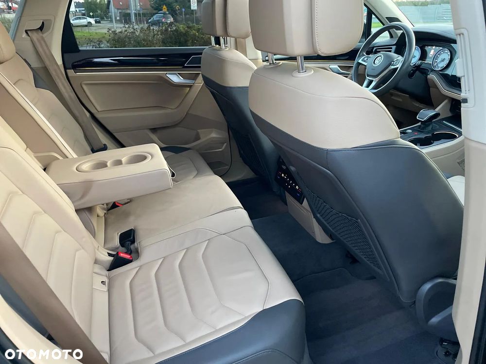 Volkswagen Touareg 3.0 V6 TDI SCR 4Mot Atmosphere - 26