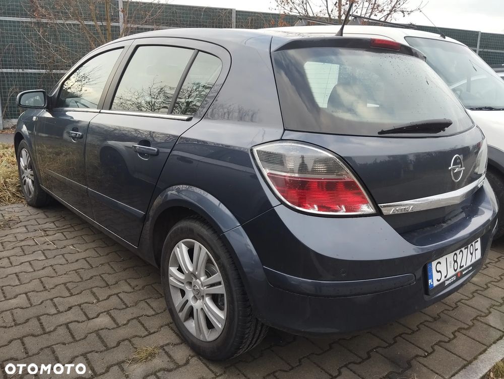 Opel Astra 1.7 CDTI ecoFLEX - 34
