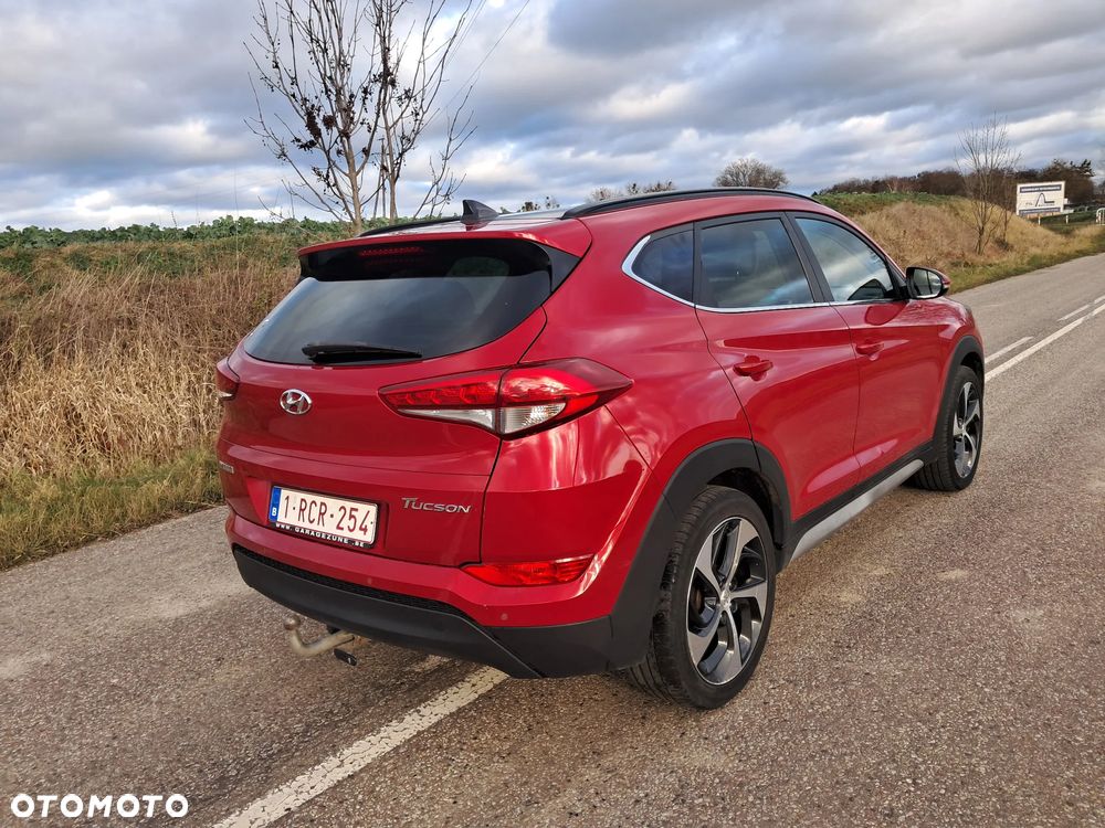 Hyundai Tucson blue 1.7 CRDi 2WD Intro Edition - 14