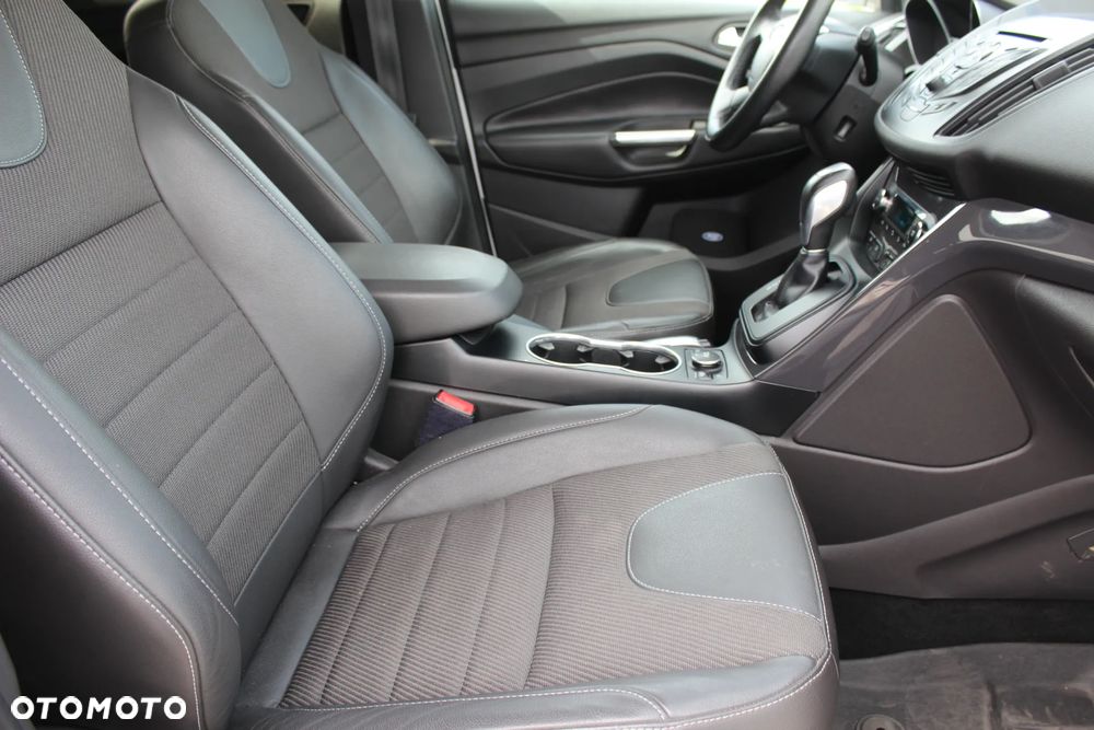 Ford Kuga 2.0 TDCi 4x4 Titanium - 8