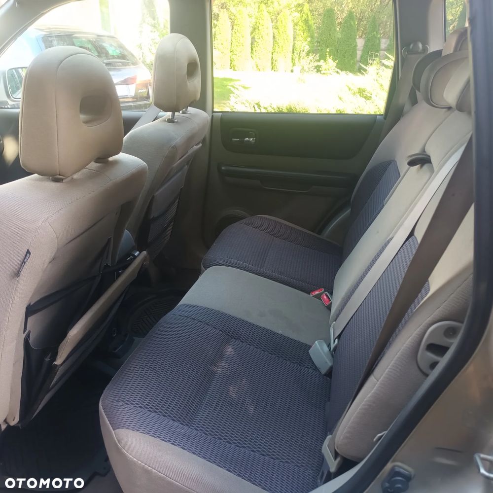 Nissan X-Trail 2.0 Sport - 11