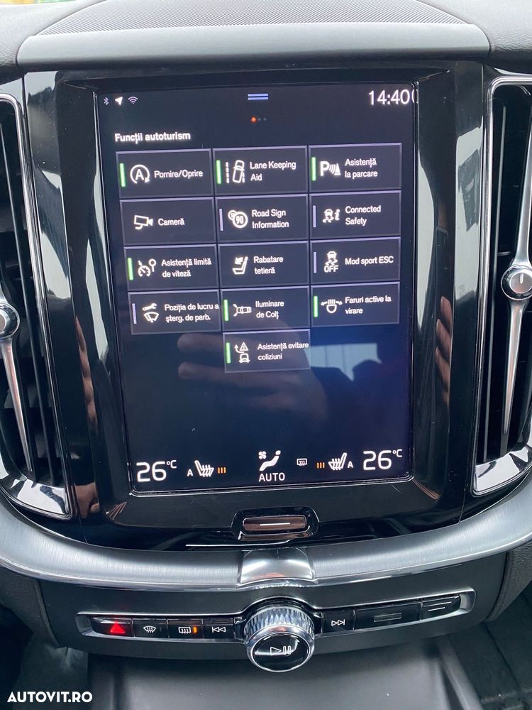 Volvo XC 60 D4 Geartronic Summum - 9