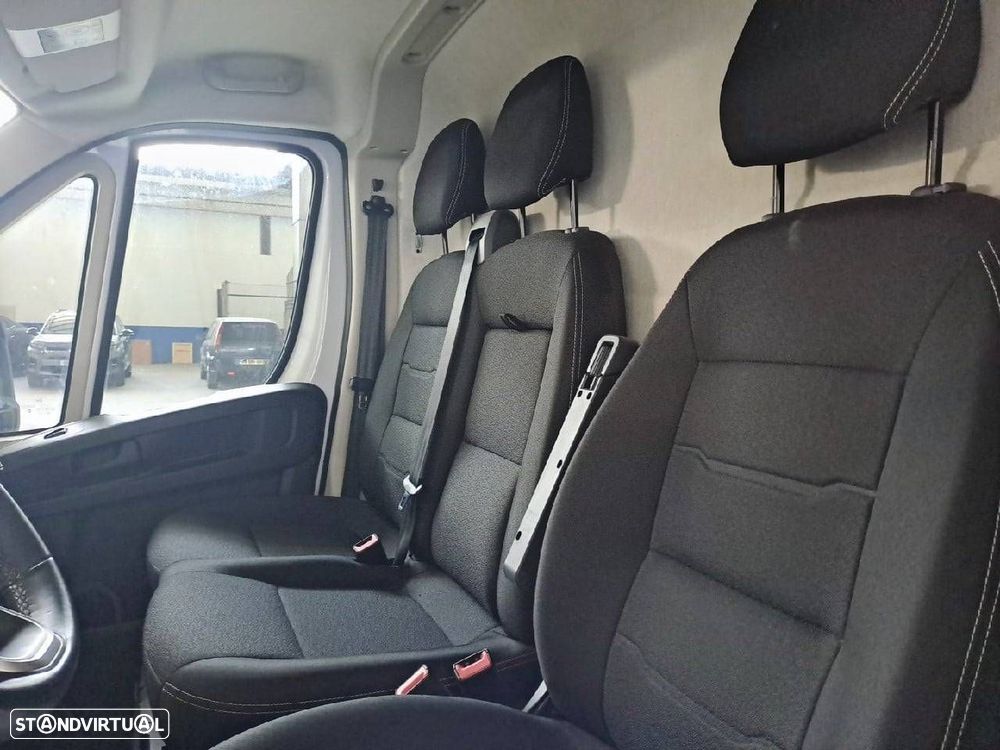 Peugeot Boxer 2.2 BlueHDi 140 S&S 335 L2H2 - 9