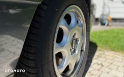 Volkswagen Passat - 11