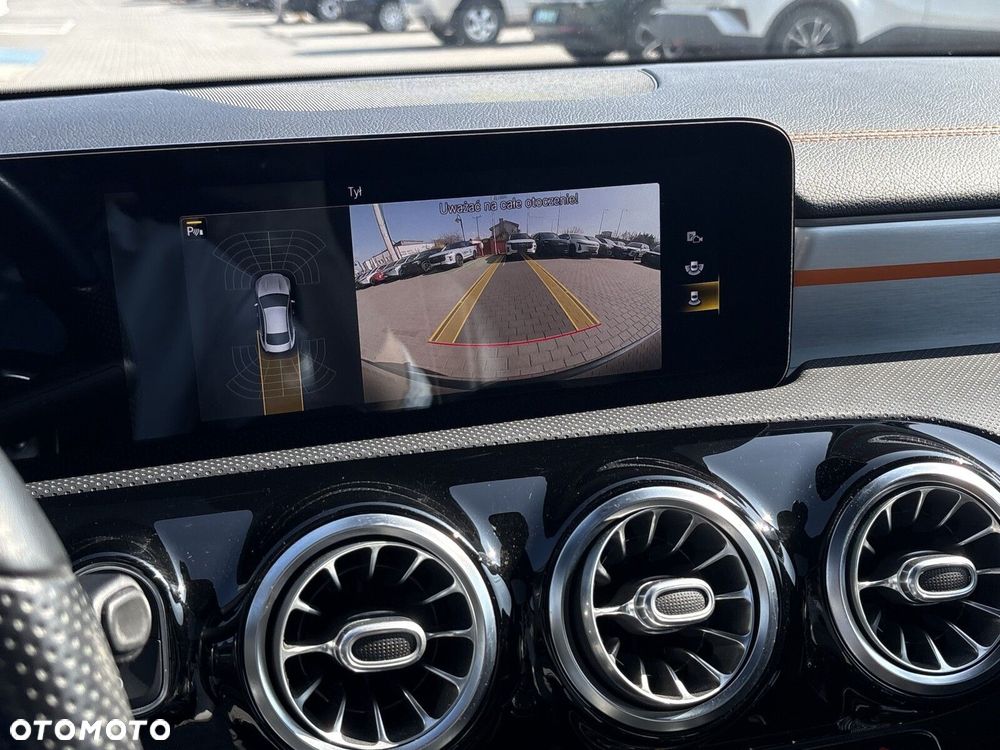 Mercedes-Benz CLA 220 4-Matic Edition 1 7G-DCT - 19