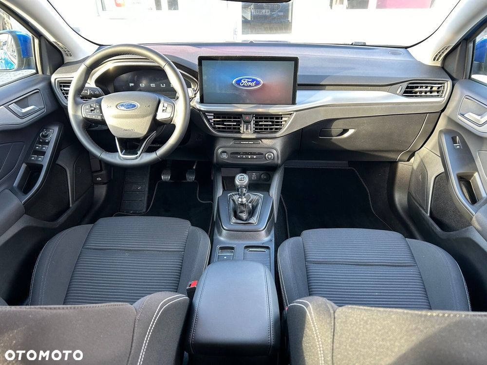 Ford Focus 1.0 EcoBoost mHEV Titanium X - 11