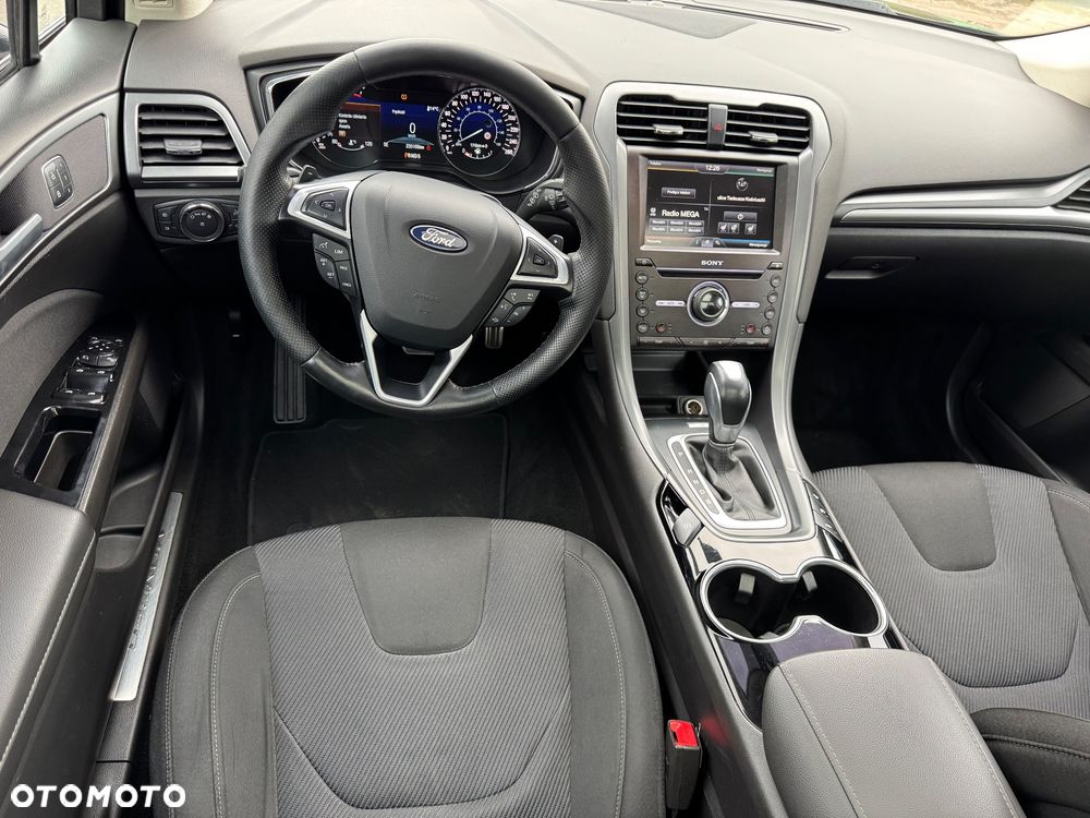 Ford Mondeo 2.0 TDCi Titanium PowerShift - 17