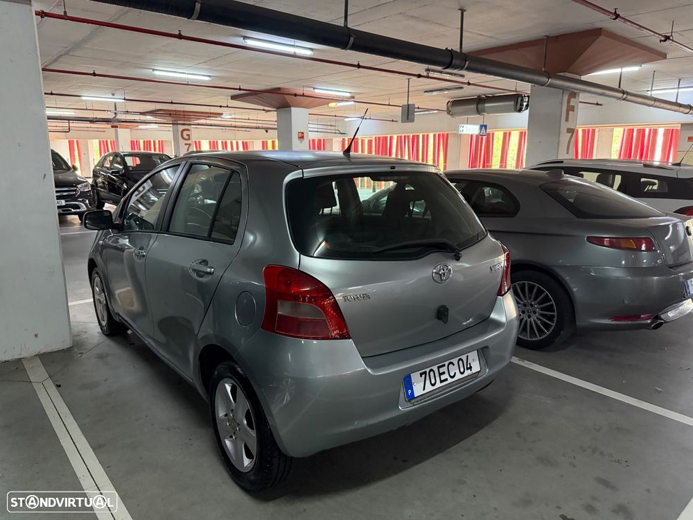 Toyota Yaris 1.0 VVT-i Sol AC+VSC - 6