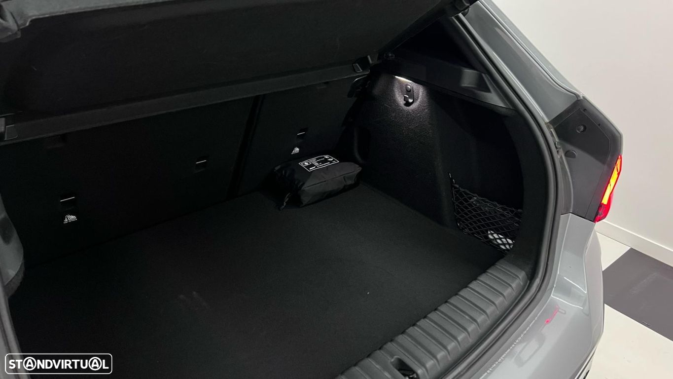 BMW 116 d Pack Desportivo M Auto - 37