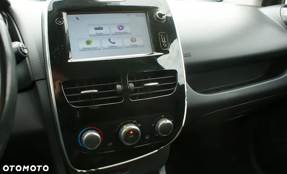 Renault Clio - 15