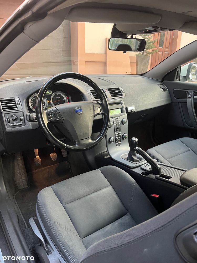 Volvo C70 D3 Momentum - 19