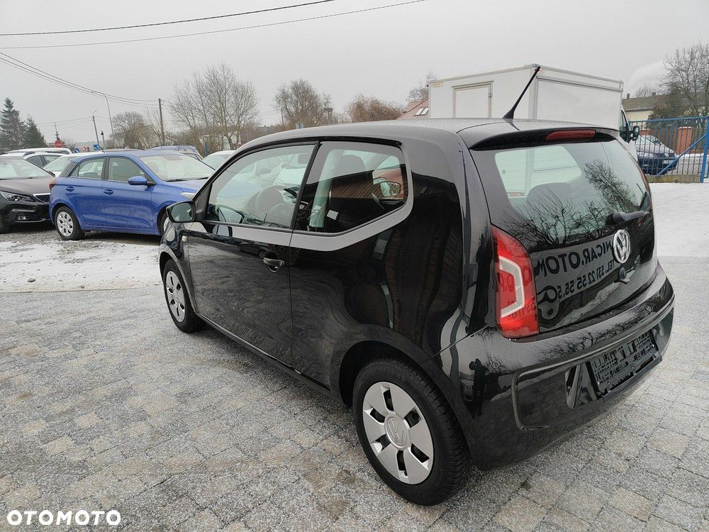Volkswagen up! Standard - 6