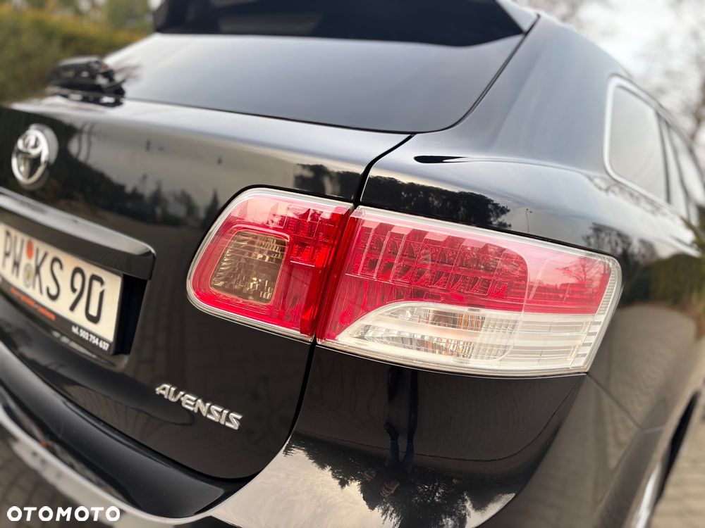 Toyota Avensis Touring Sports 1.8 Multidrive S Executive - 28