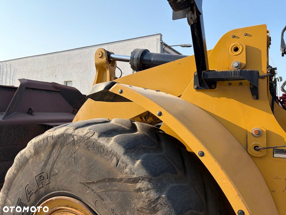 CAST 966 Mxe 4X4 - 36