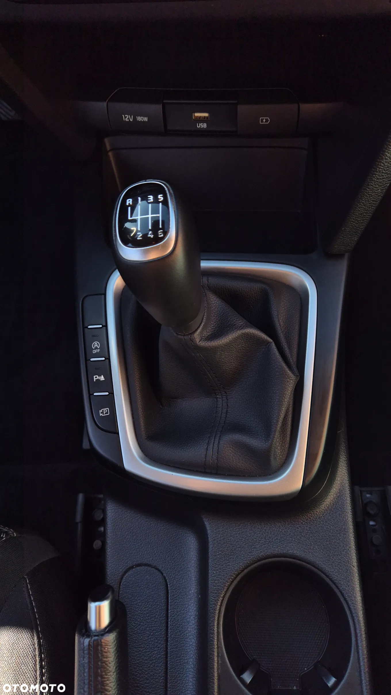 Kia Ceed 1.5 T-GDI M - 32