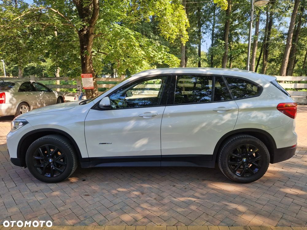 BMW X1 sDrive16d - 21