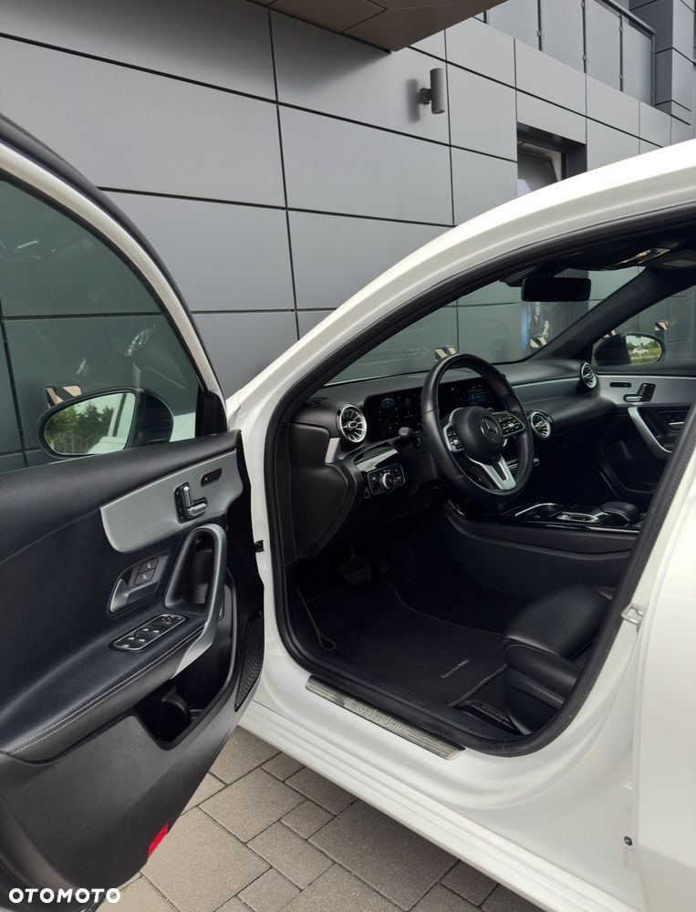 Mercedes-Benz Klasa A 220 7G-DCT - 9