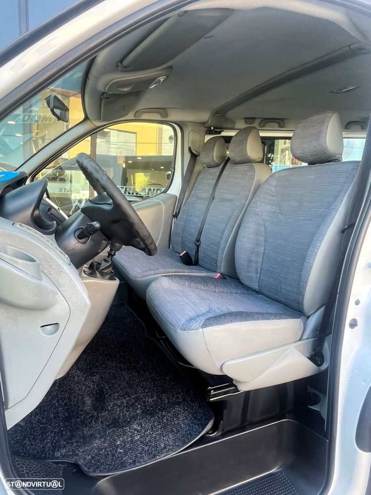 Renault Trafic - 32