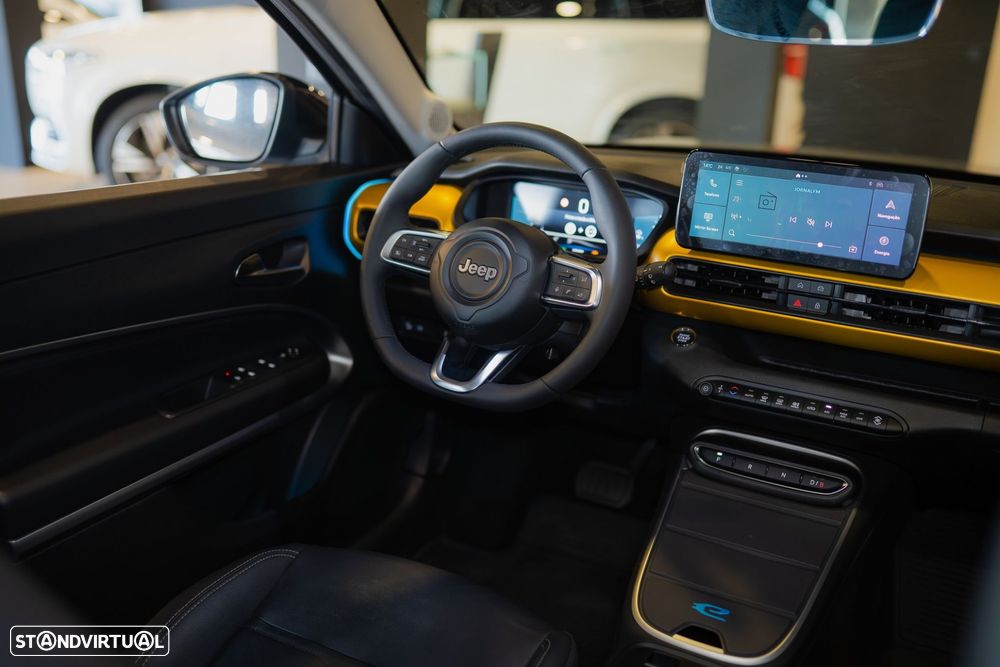 Jeep Avenger Summit - 27