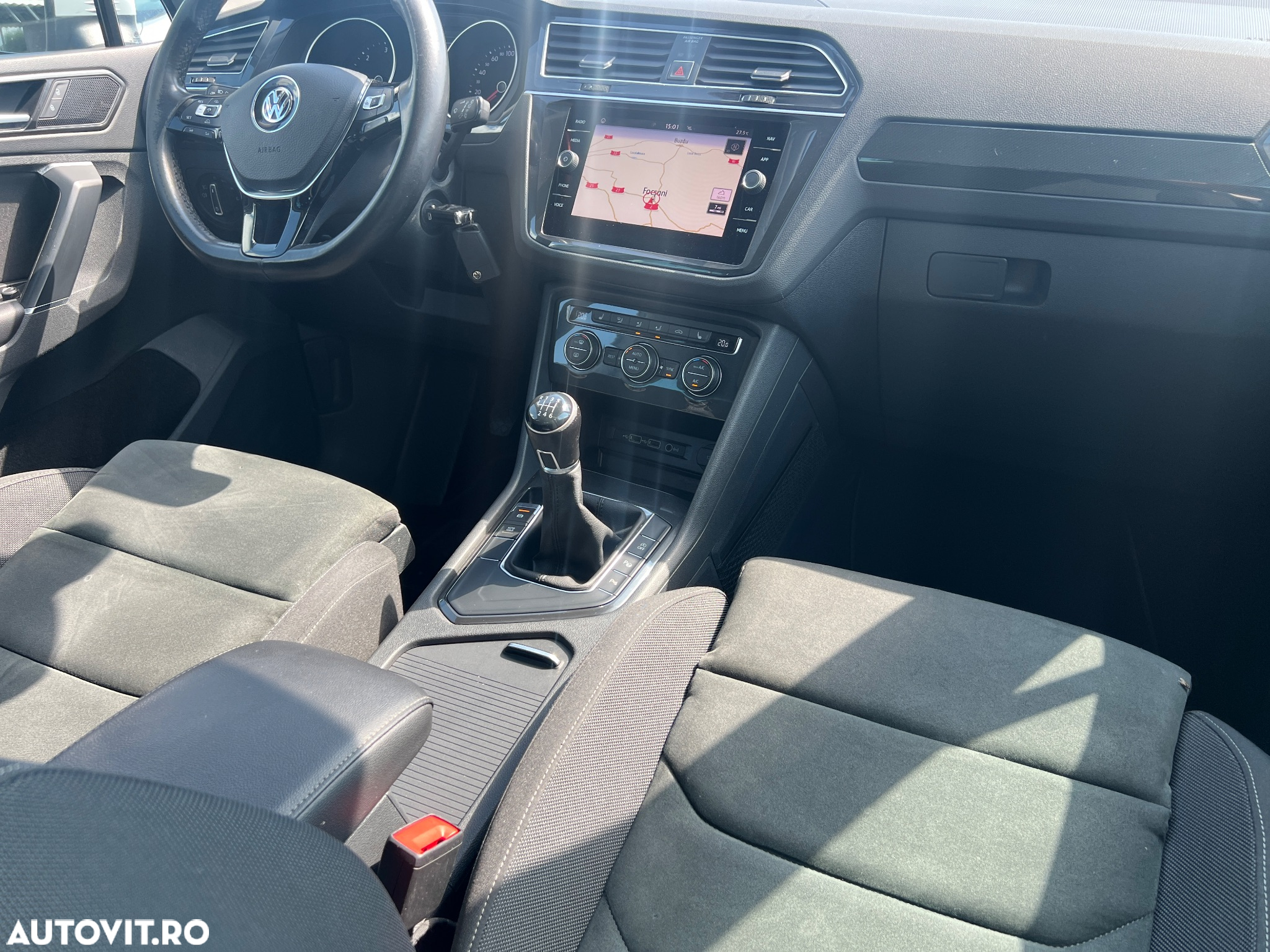 Volkswagen Tiguan 2.0 TDI SCR R-Line - 10