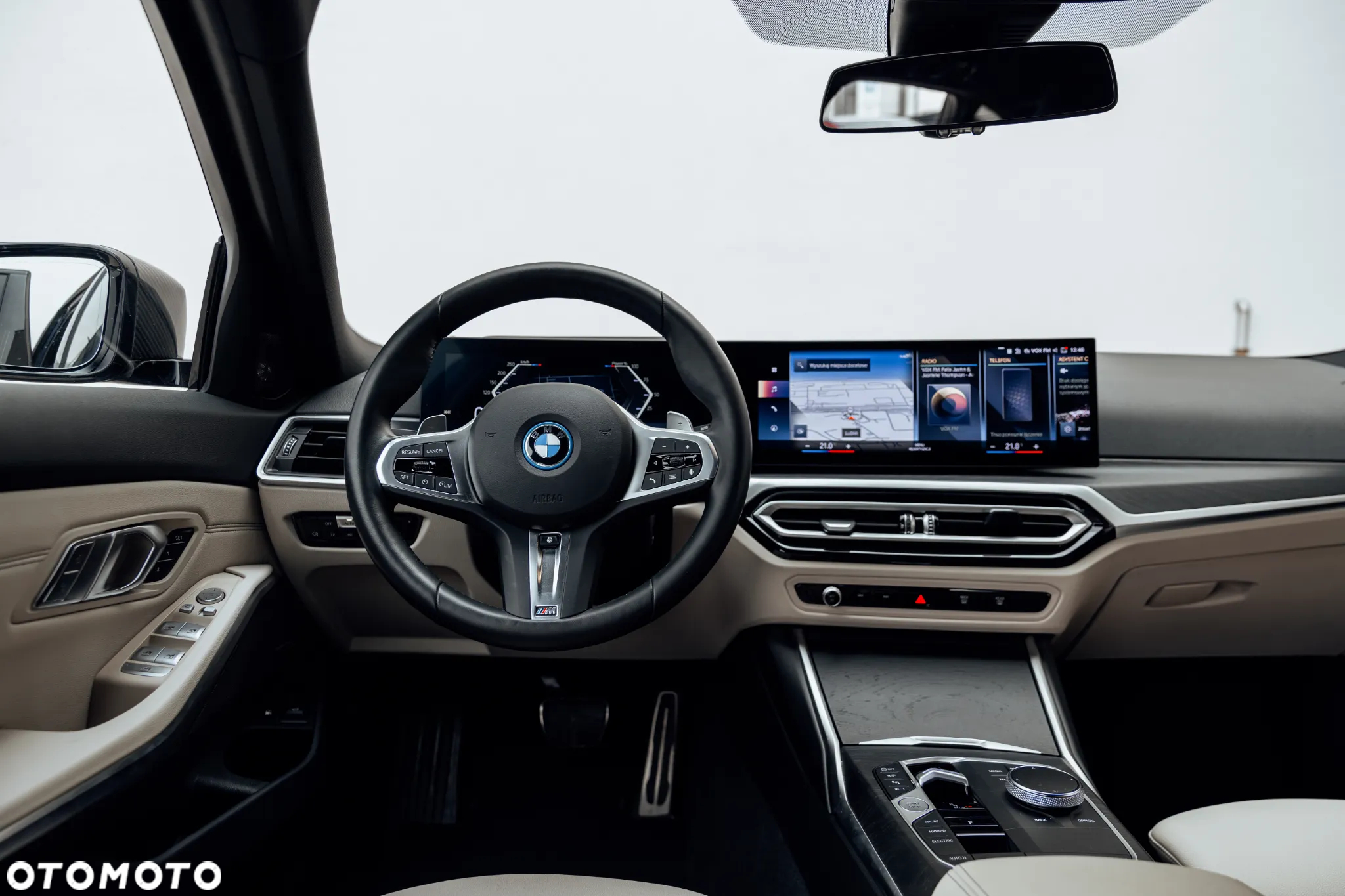 BMW Seria 3 330e xDrive M Sport - 8