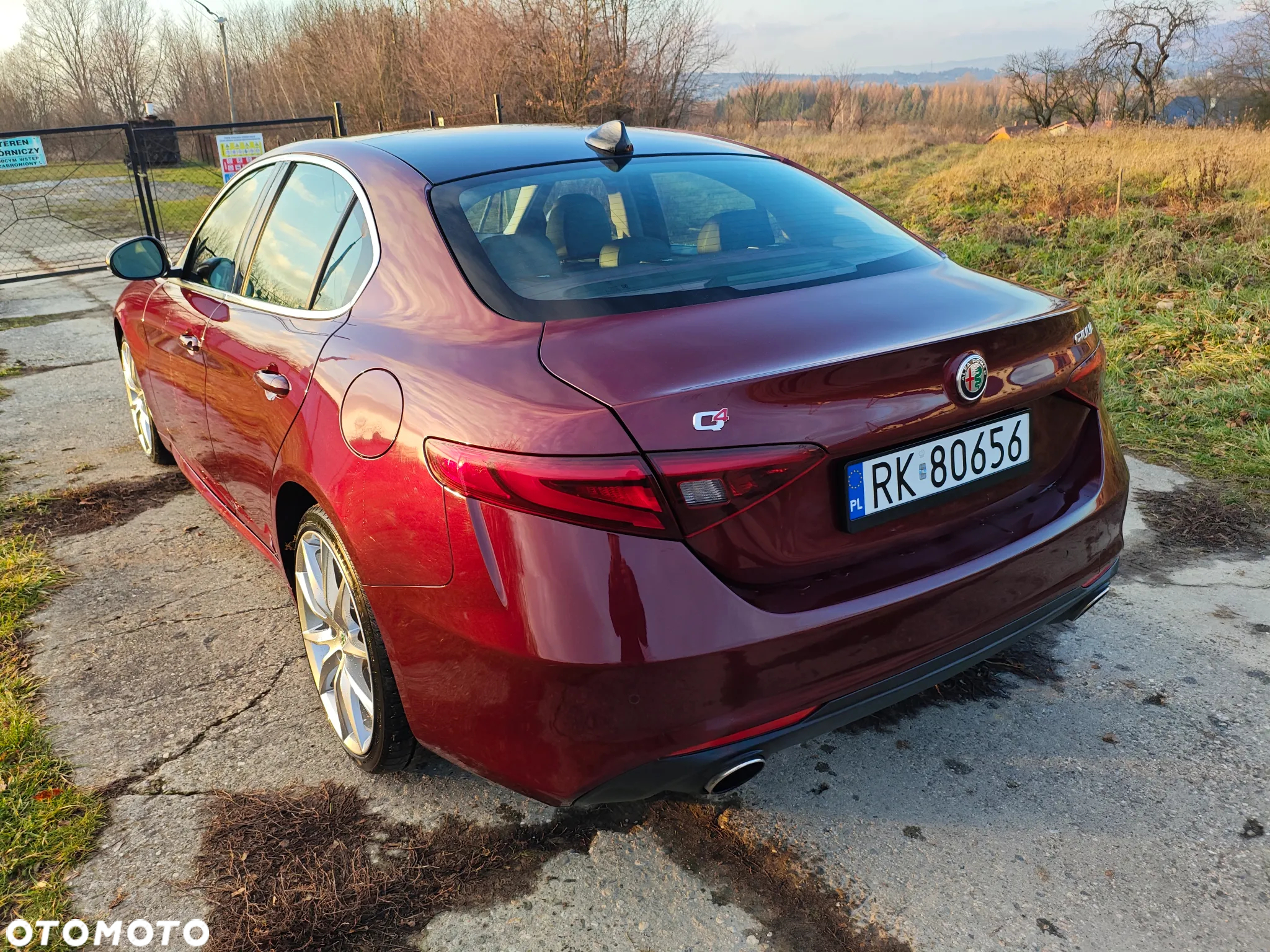 Alfa Romeo Giulia 2.0 Turbo 16V AT8-Q4 Ti - 10