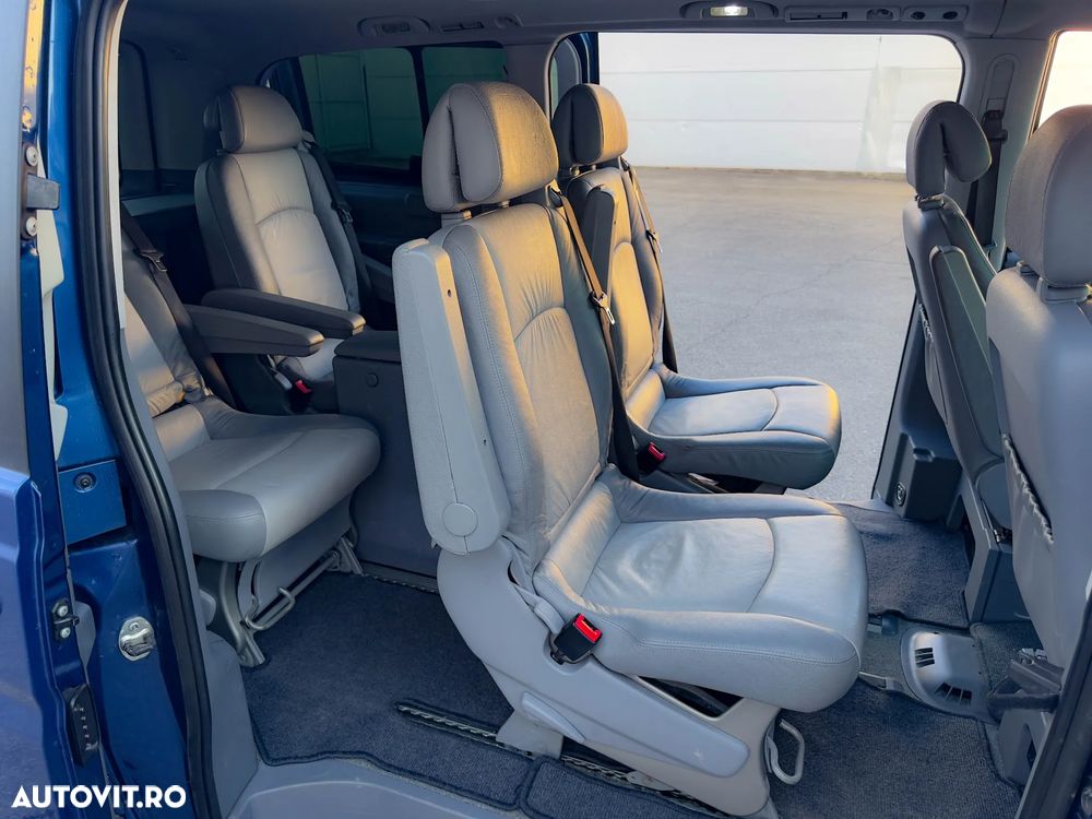 Mercedes-Benz Viano - 11
