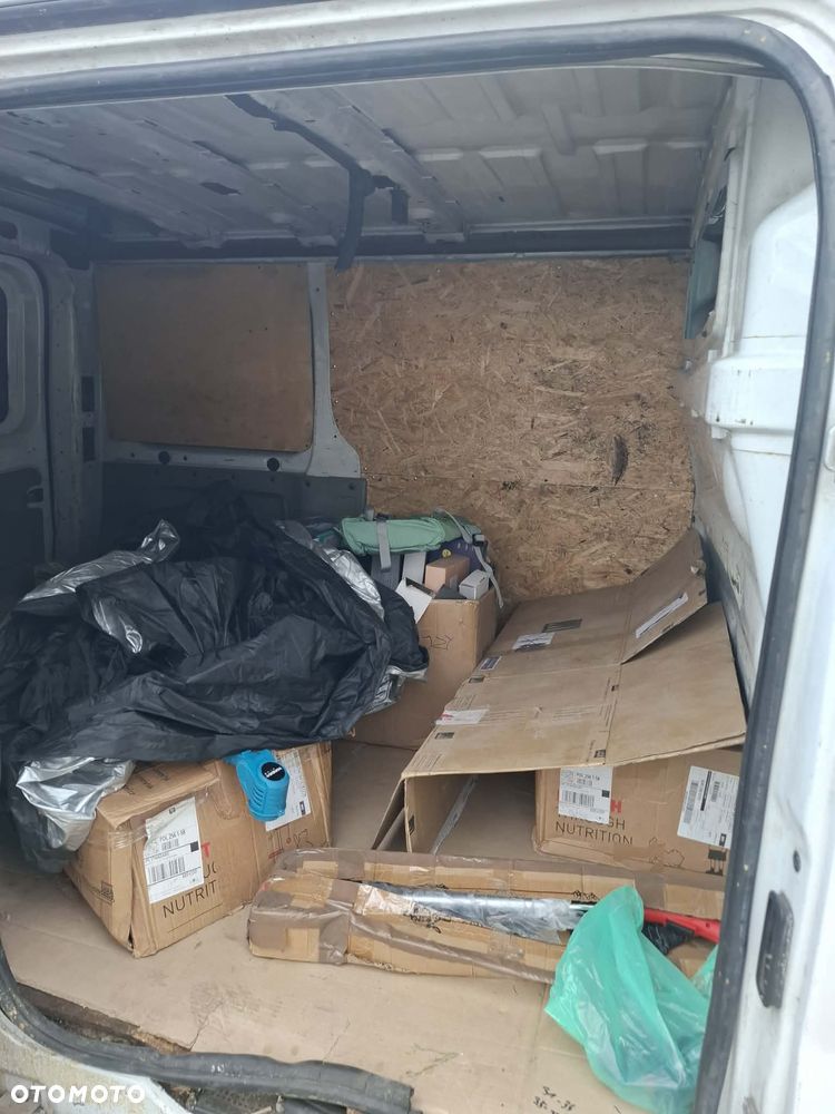 Renault Trafic - 8