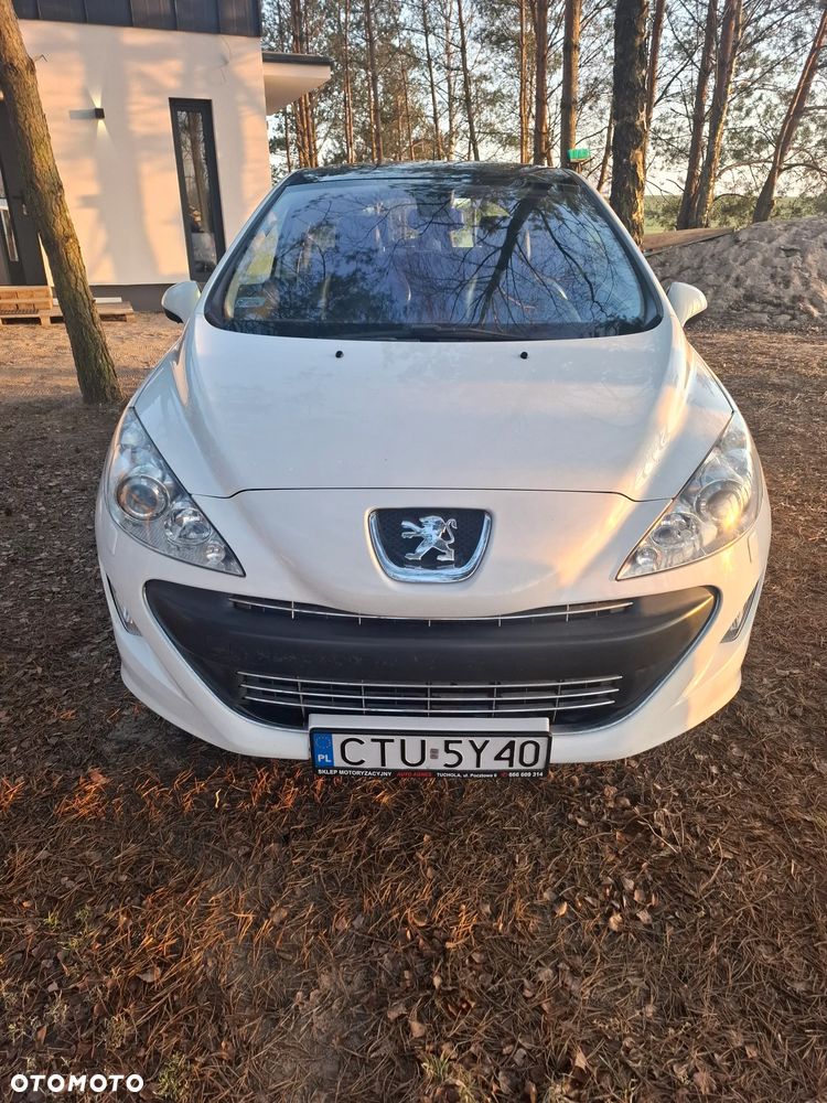 Peugeot 308 - 8
