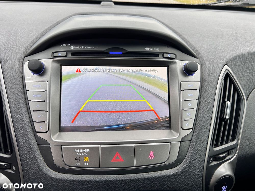 Hyundai ix35 1.7 CRDi 2WD blue Finale Silver - 24