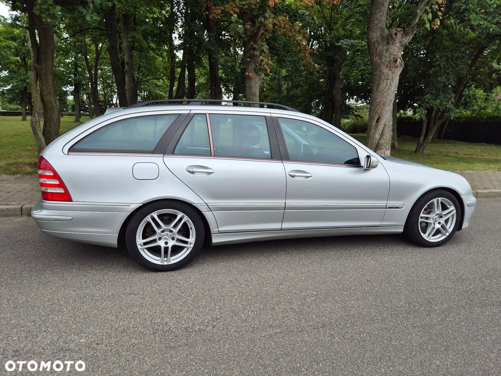 Mercedes-Benz Klasa C - 24