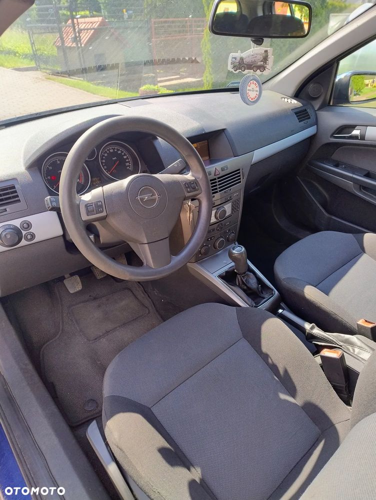 Opel Astra 1.7 CDTI Cosmo - 3
