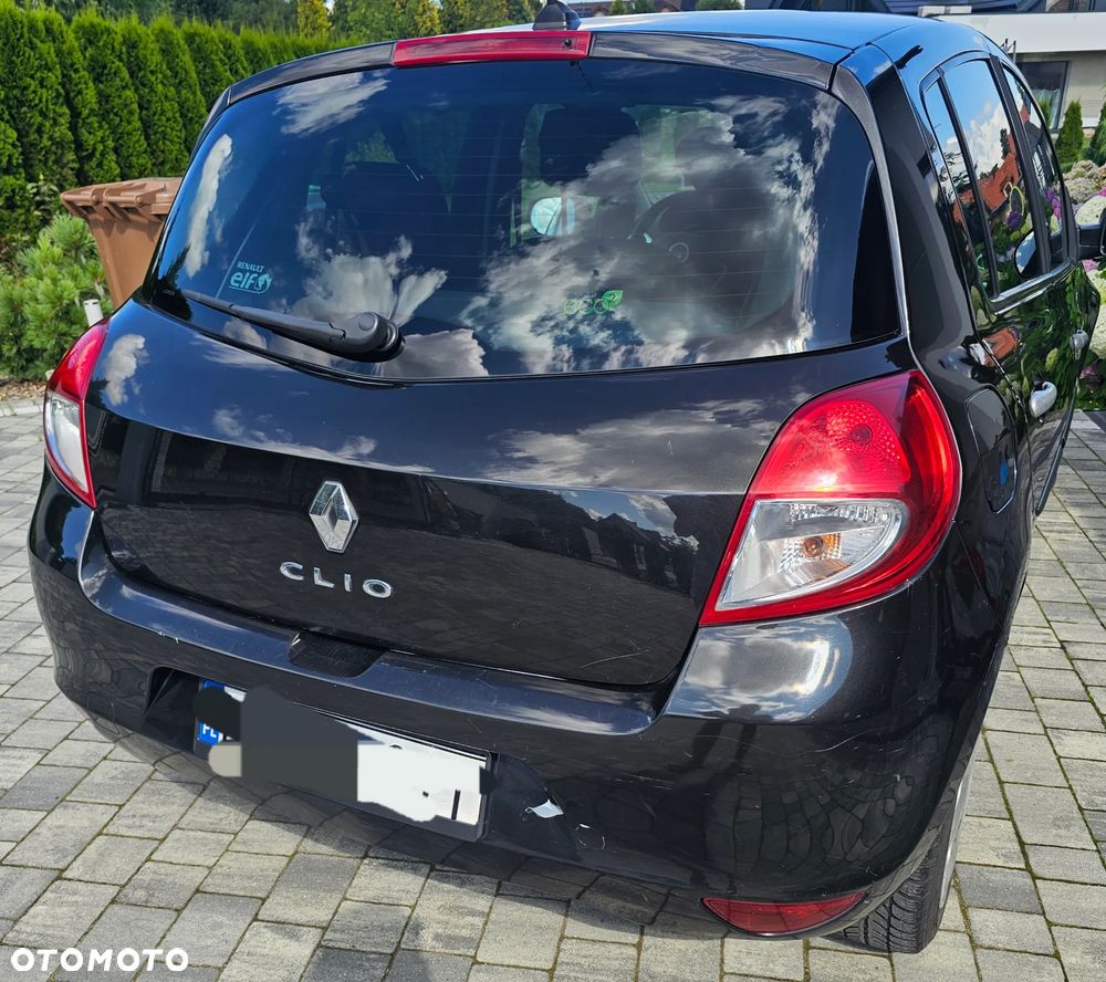 Renault Clio 1.5 dCi Dynamique - 4